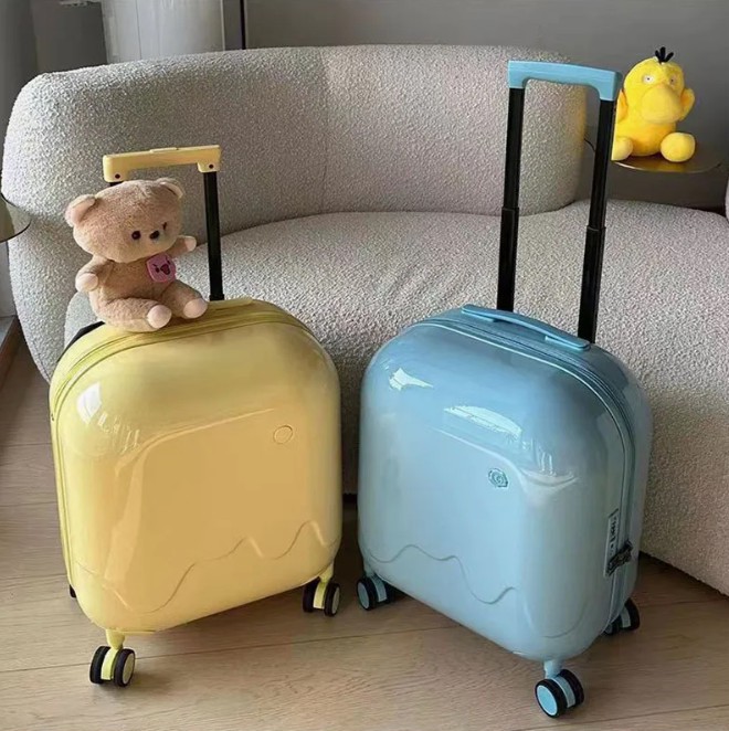 The Ultimate Guide to Suitcases: Your Perfect Travel Companion - Image 5