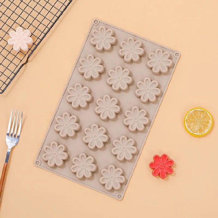 Reusable Flower-shaped Silicone Cake Molds for DIY Baking Silicone Molds - Image 3