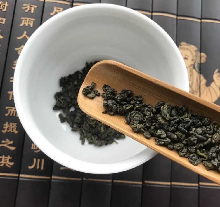 Unveiling the Power of Green Tea: Nature's Gentle Elixir for Mind and Body - Image 2