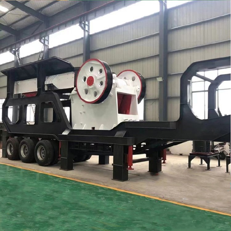 Basalt pebble mobile crusher Construction waste and limestone crushing station - Image 4
