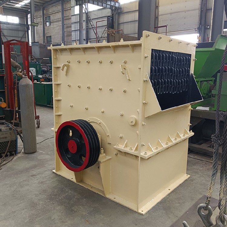 Box crusher with large feeding inlet Mobile box crusher equipment for construction waste and limestone - Image 2