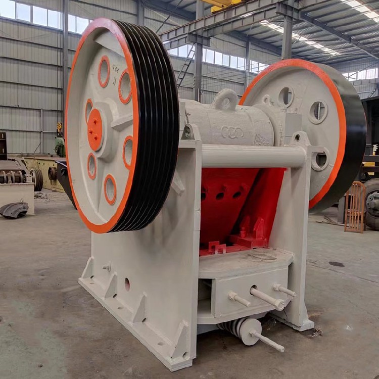 Large-scale mobile jaw crushers for mines Construction waste and limestone crushers - Image 3