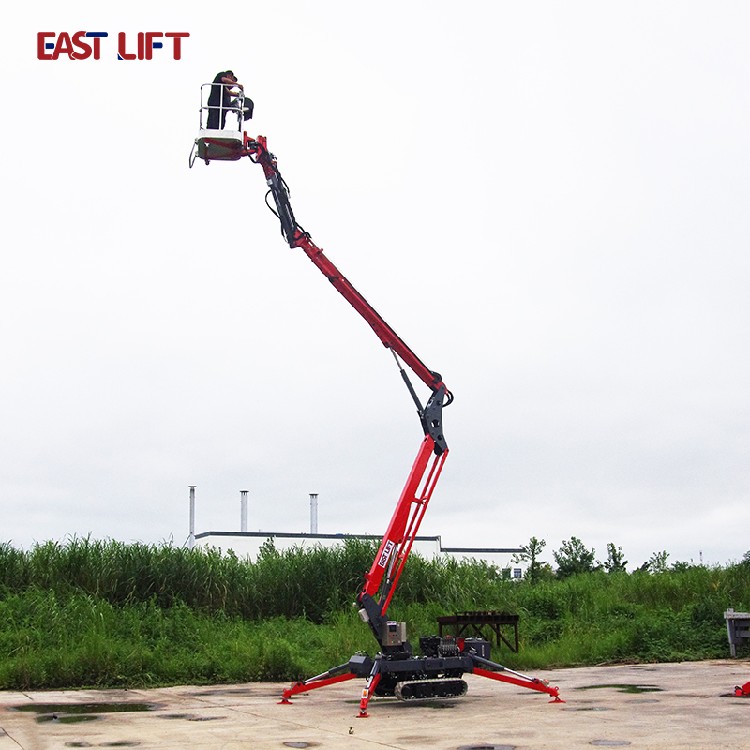 Telescopic articulating boom lift: Small body, great power - Image 4