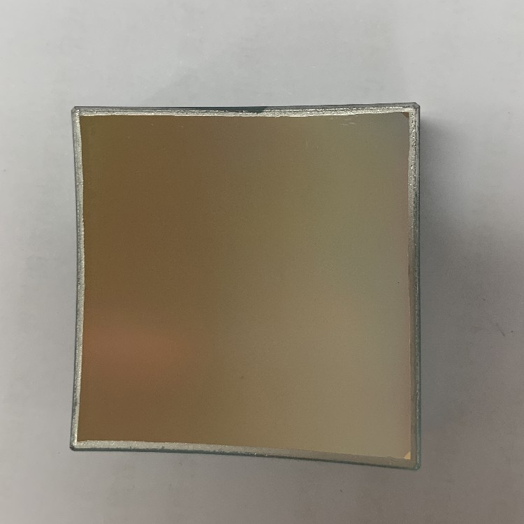 Flat field concave holographic grating - Image 2