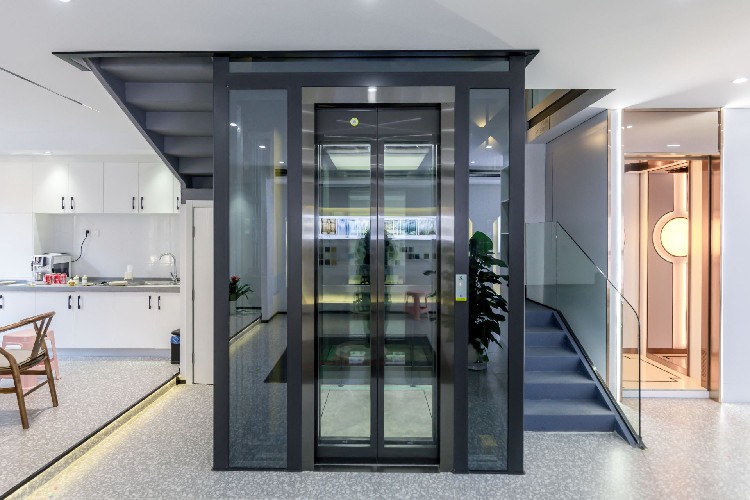 Home lift - Image 3