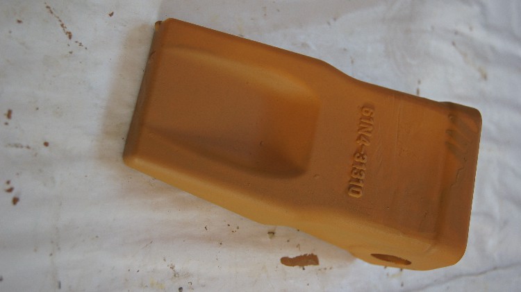 Hyundai excavator bucket teeth 61N4-31310,61N6DA0020,61N6DA0020RC,61Q6-31310,61Q6-31310RC,61Q6-31310TL,61Q6-31310RC,61N6-31310,61N8-31310,61NA-31310,61NA-31310RC,61QA-31310RC,XD420RC - Image 4