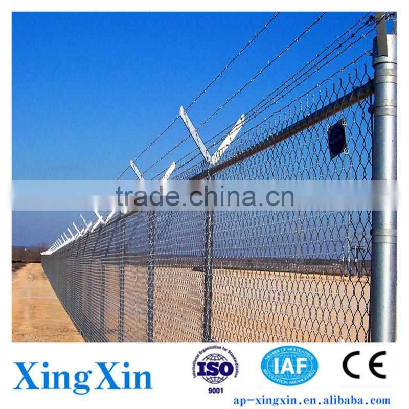 China Wholesale galvanized Chain Link Fence, High Security Chain Link Fence, Chain Link Fence Wire (Pd - 042)