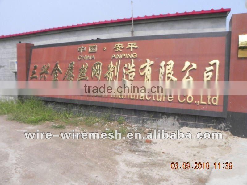 Flat Razor Barbed Wire goods in stock (strict quality control system)