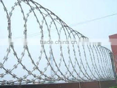 Flat Razor Barbed Wire goods in stock (strict quality control system)