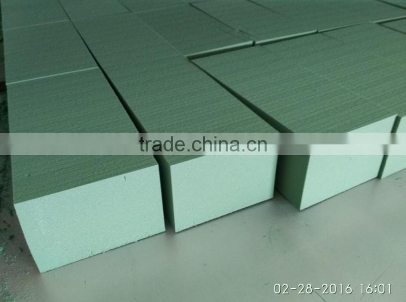 wet green floral sponge foam for flower arrangement