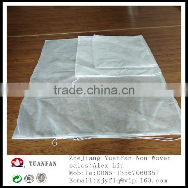 30gsm 80cm*100cm 60cm*80cm 120cm*180cm Non-woven plant cover have the rope