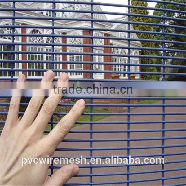 Hot dipped galvanized Anti-climb security fence