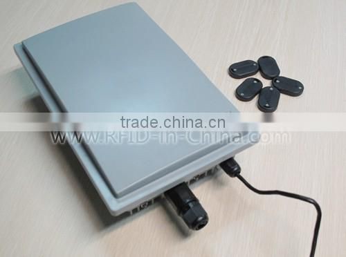 Directional Long Distance RFID Reader 2.4GHz Active RFID Reader with Factory Price