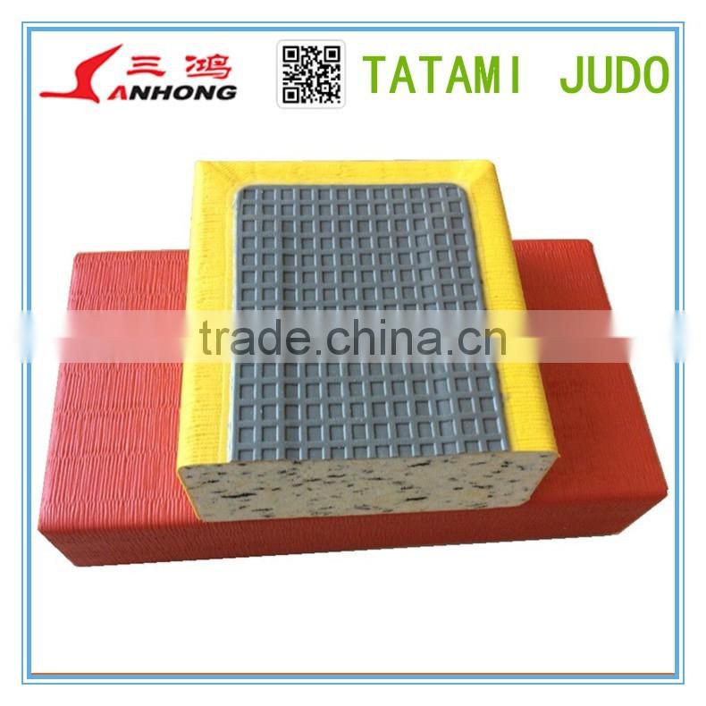 Wholesale factory price advertisting triangle made in China