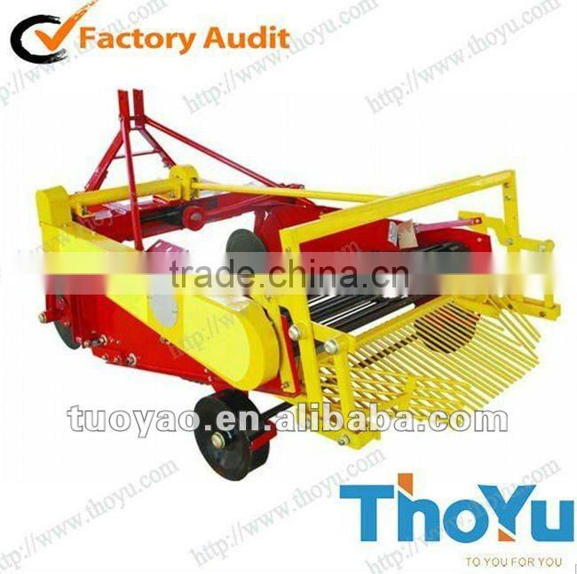 Large peanut harvester