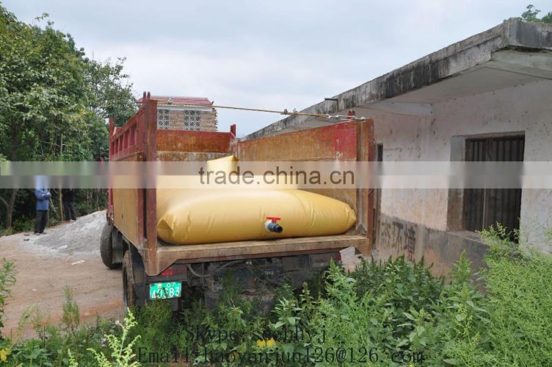 Collapsible air bladder/tank for truck base or platform