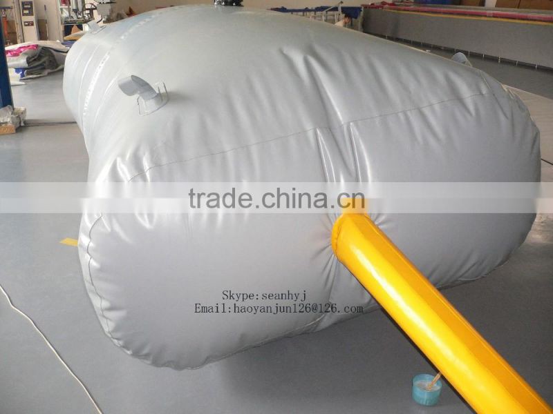 Collapsible air bladder/tank for truck base or platform