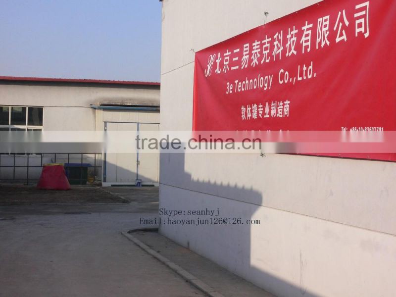 Collapsible air bladder/tank for truck base or platform