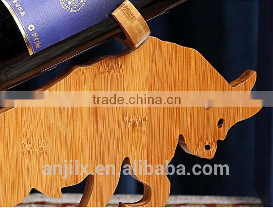 Eco-friendly bamboo wine cow holders red wine holders for house and club animal red wine rack