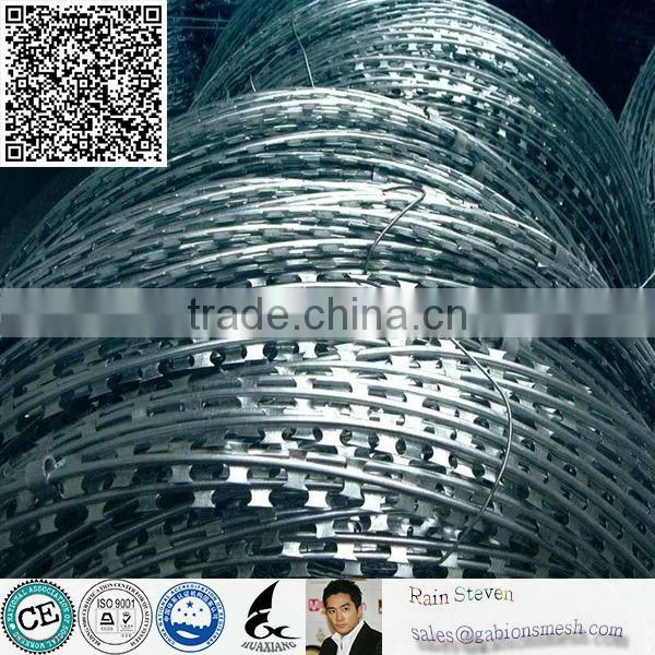Hot Dipped Galvanized Razor Barbed Wire