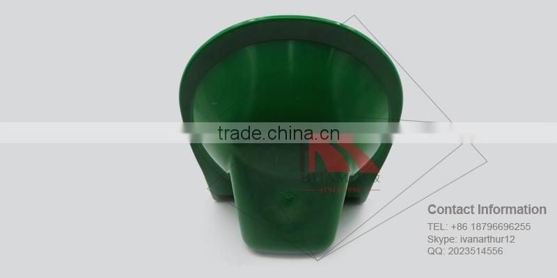 pig water trough 200mm plastic water drinker