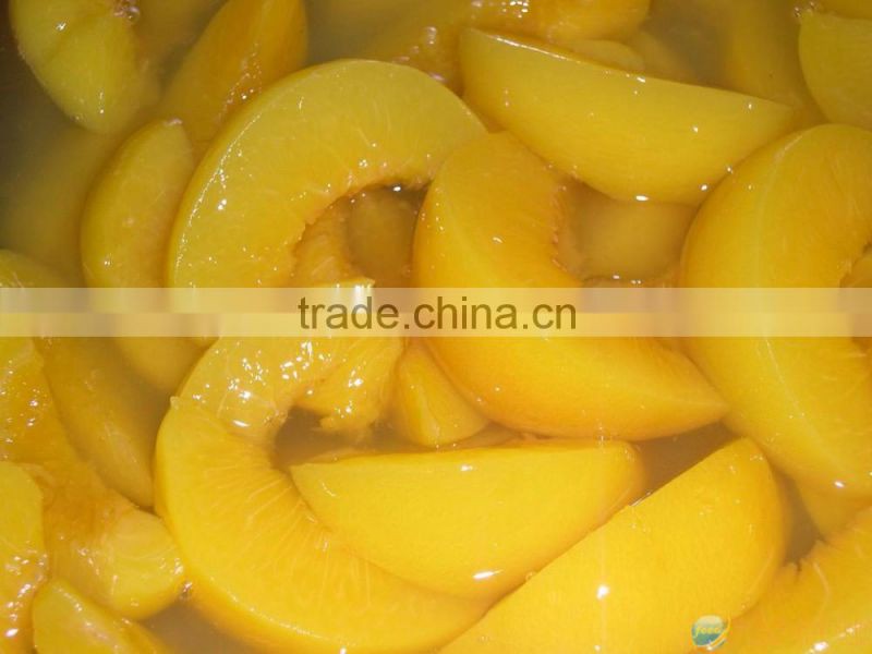 Canned yellow peach slices in light syrup