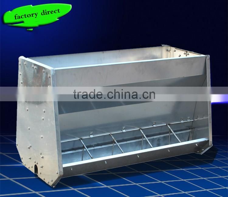 Two-sided feeder for sow