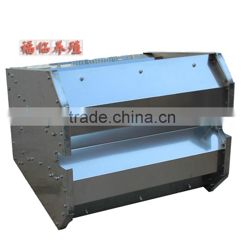 Two-sided feeder for sow