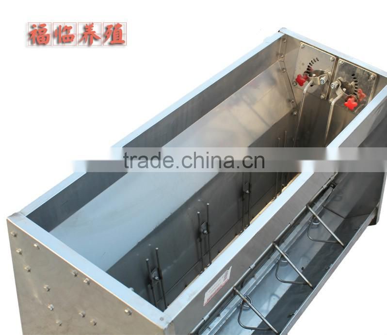 Two-sided feeder for sow