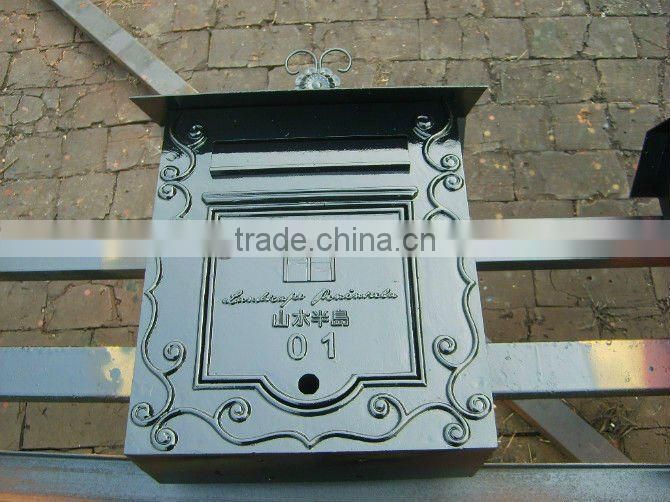 Customized aluminum fireplace door