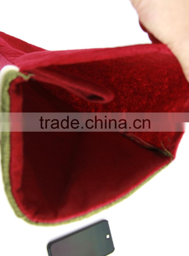 Competitive Festival Products Cartoon Santa Claus Socks Souvenir Bag