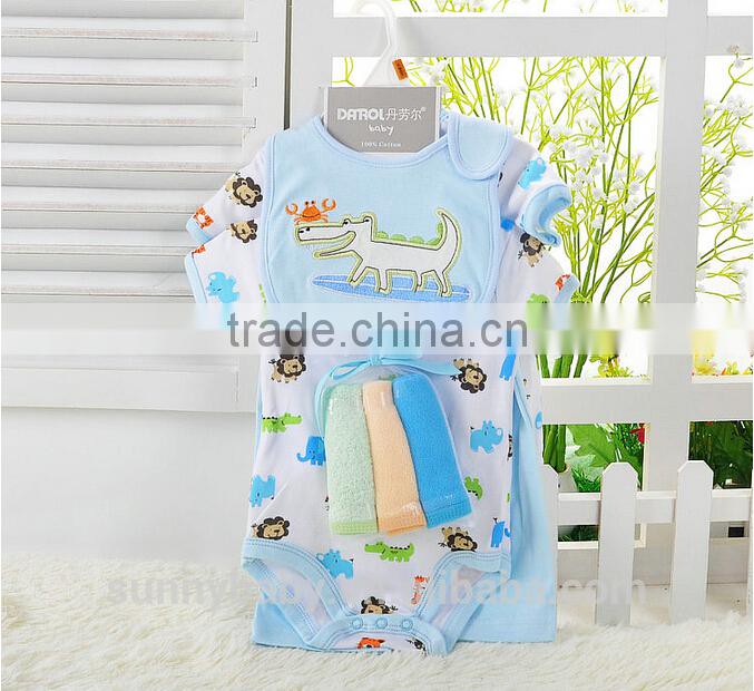 Wholesale Hot selling Baby Clothing Set of 5 PCS