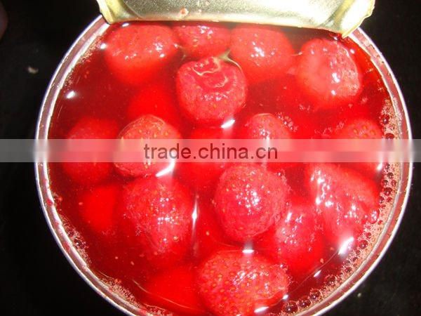 Chinese red strawberry canned