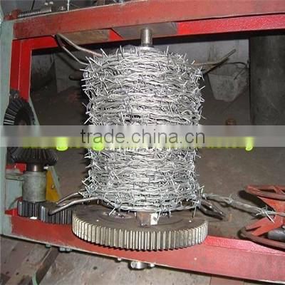 Alibaba express hot-dip galvanized barbed wire fencing prices Made In China