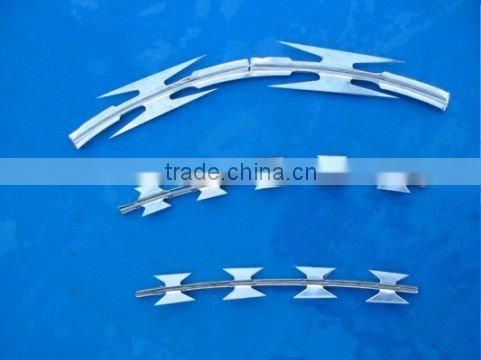 12# x 12# barbed wire