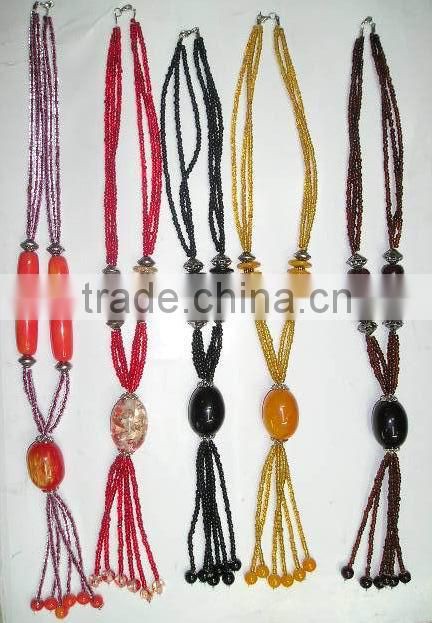 bead/bead necklace/necklace