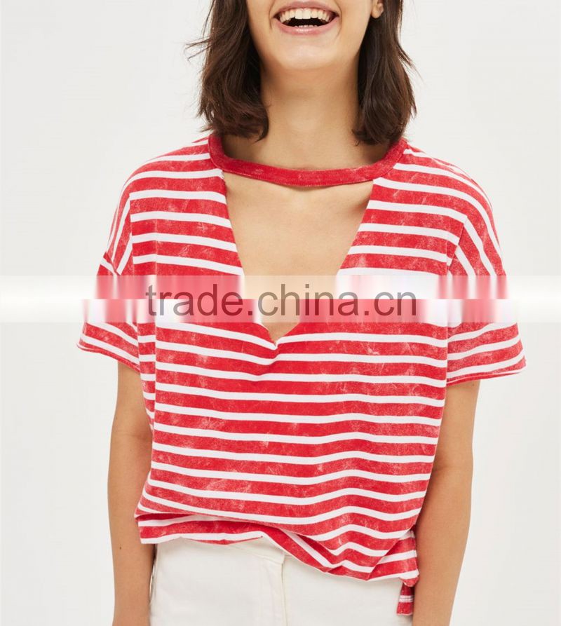 Good Workmanship High Quality OEM Service Acid Stripe Choker Neck Fancy Design T-Shirt