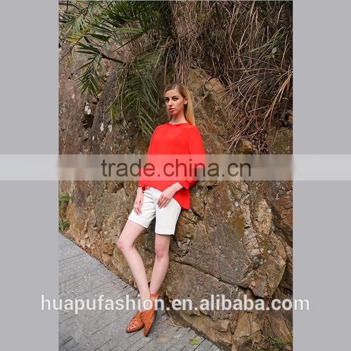 HP690018 wholesale new design printing front short back lady top woman blouse