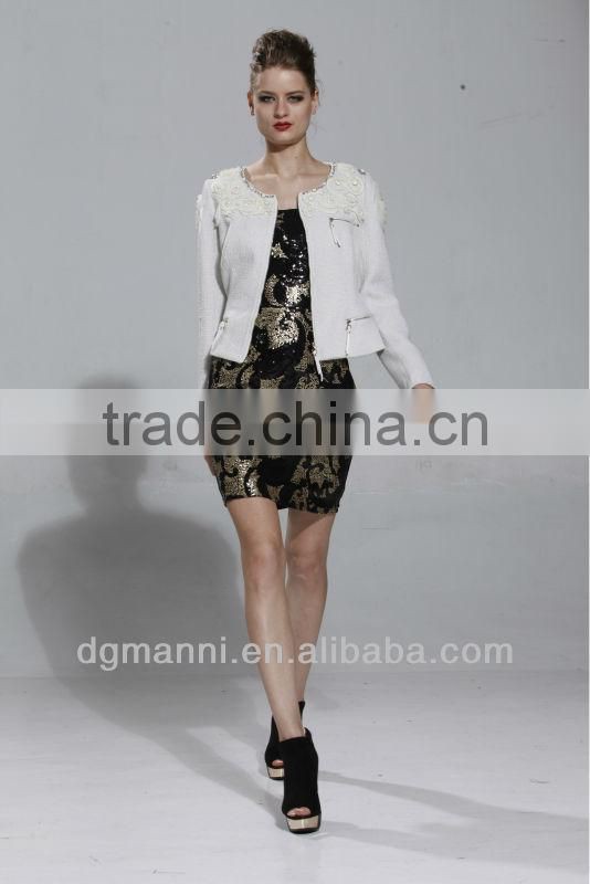 White Worsted Jacket With Flowers And Beads On Shoulder