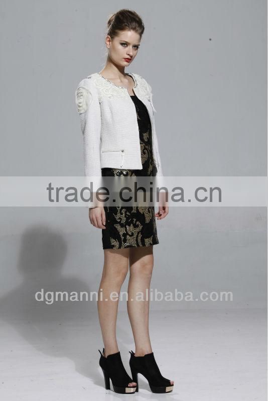 White Worsted Jacket With Flowers And Beads On Shoulder