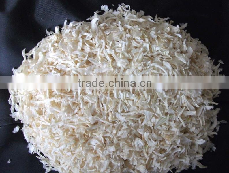 Dehydrated White onion Flakes kibbled