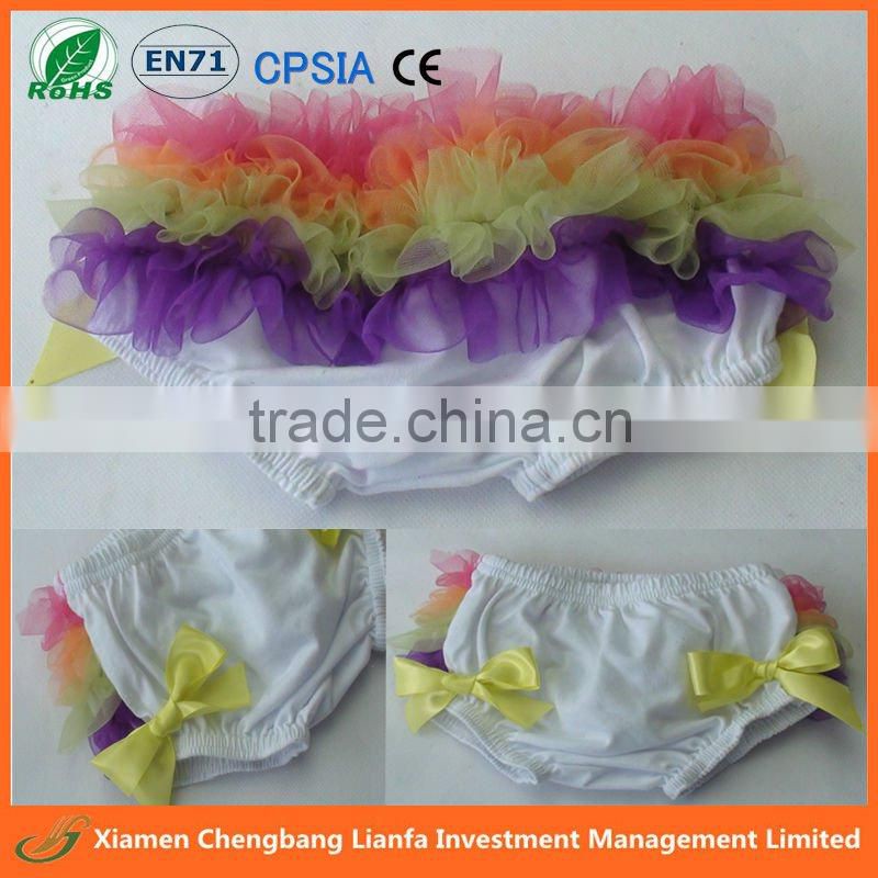 Hotsales pretty and latest baby bloomers ,high quality bloomer