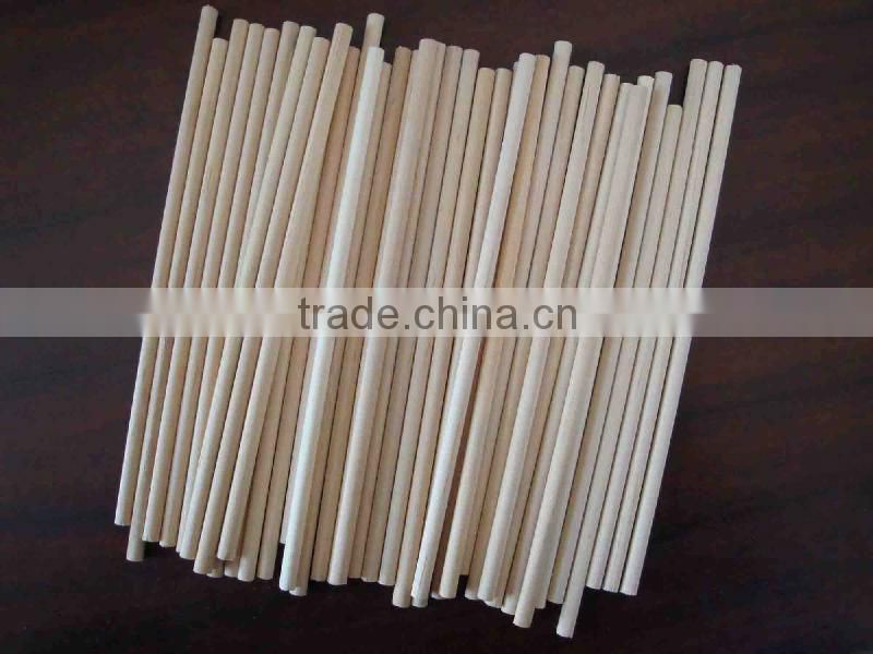 Small round wooden bars/rods