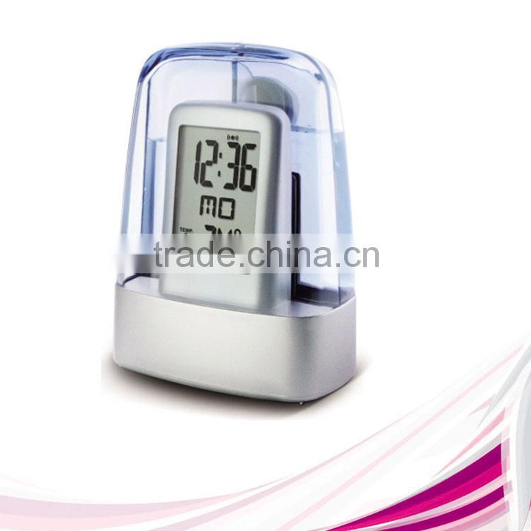 With the functions of temperature significant pretty digital alarm water glass clock