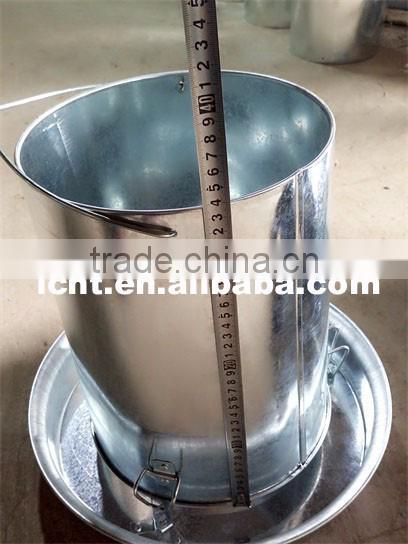 chicken feeders/chicken hanging feeder