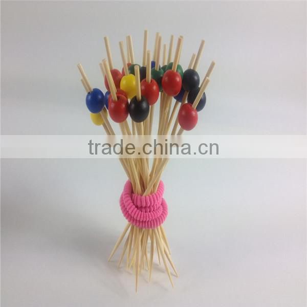 Christmas decorations made in China of bamboo bead skewer