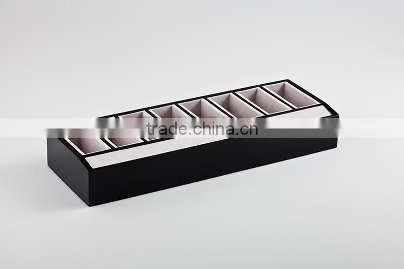 High quality 8-Grid Wooden Belt Display Property for belt advertising