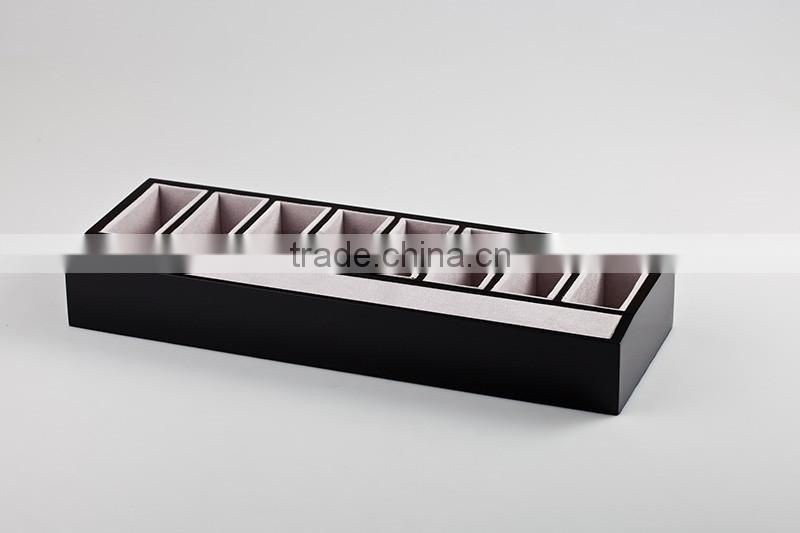 High quality 8-Grid Wooden Belt Display Property for belt advertising