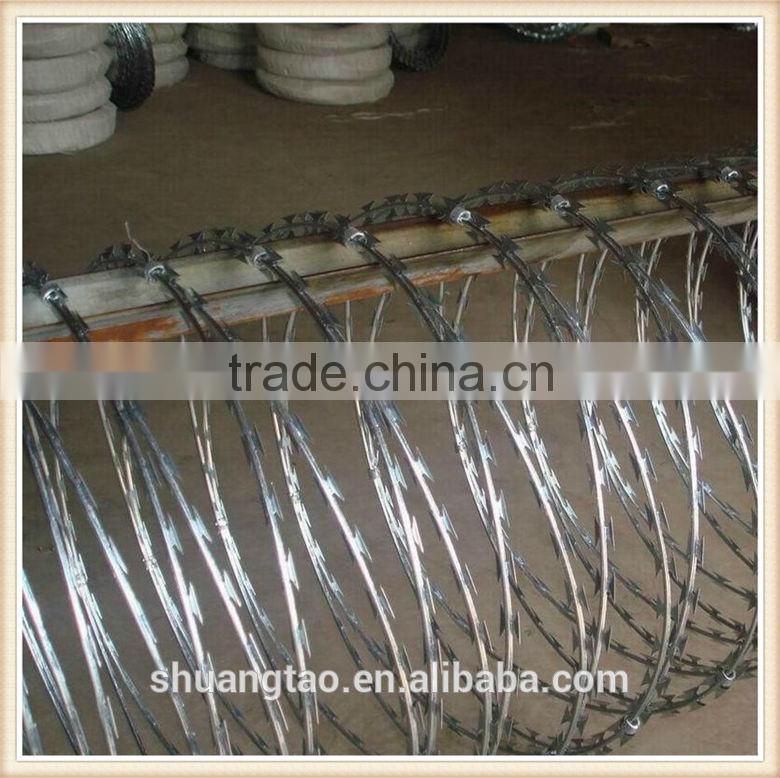 Export hot-sale stainless steel Razor Barbed iron fort door security good anti blocking effect