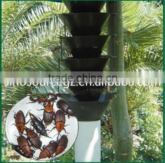 Sex pheromone lure Multi-Funnel Trap